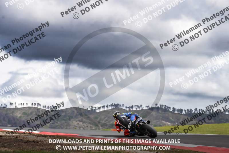 cadwell no limits trackday;cadwell park;cadwell park photographs;cadwell trackday photographs;enduro digital images;event digital images;eventdigitalimages;navarra;no limits trackdays;peter wileman photography;racing digital images;trackday digital images;trackday photos